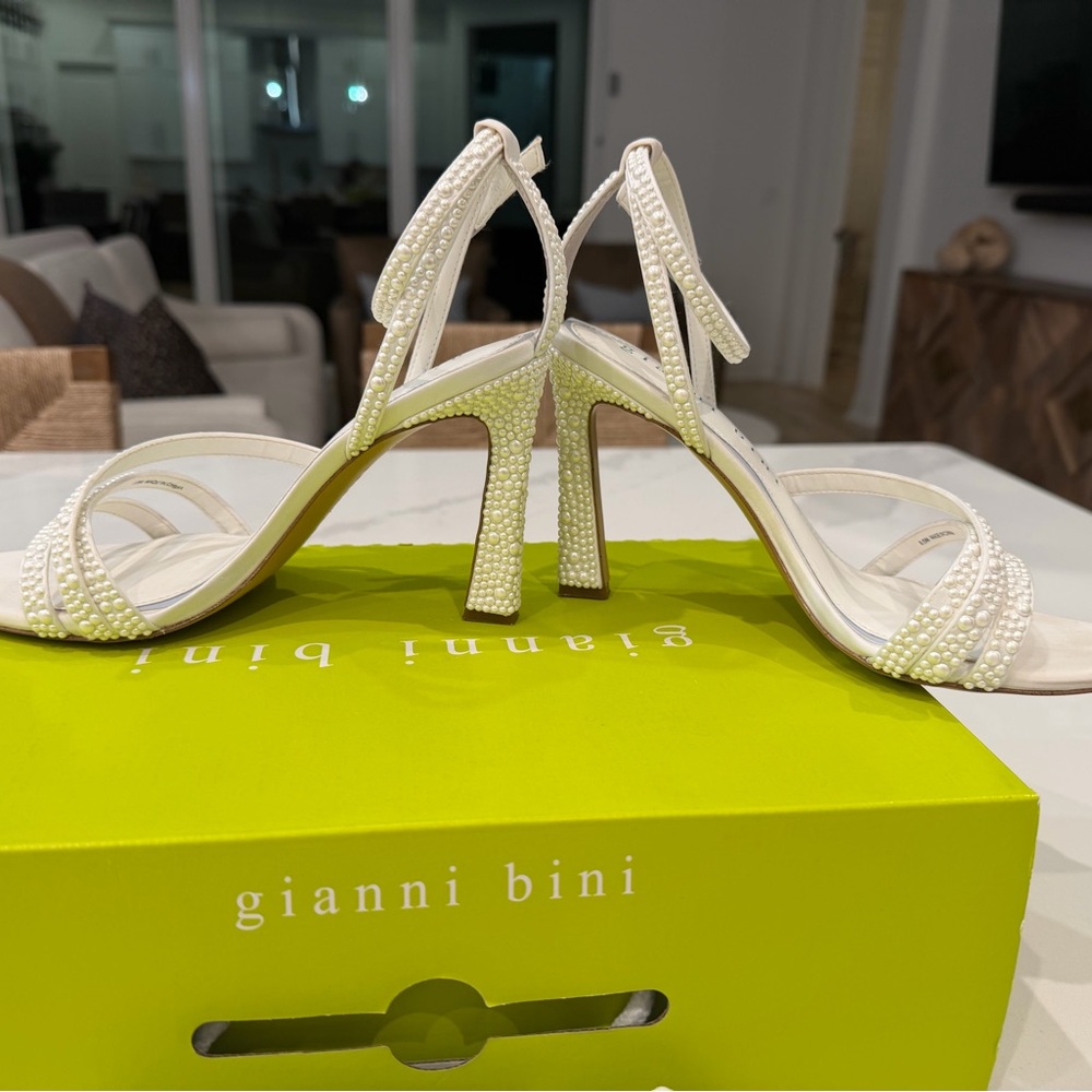 Gianni Bini Pearl White Strappy Heels - Picture 3 of 10